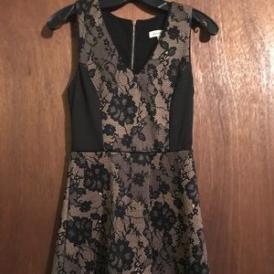 Monteau Sleeveless Swing Dress